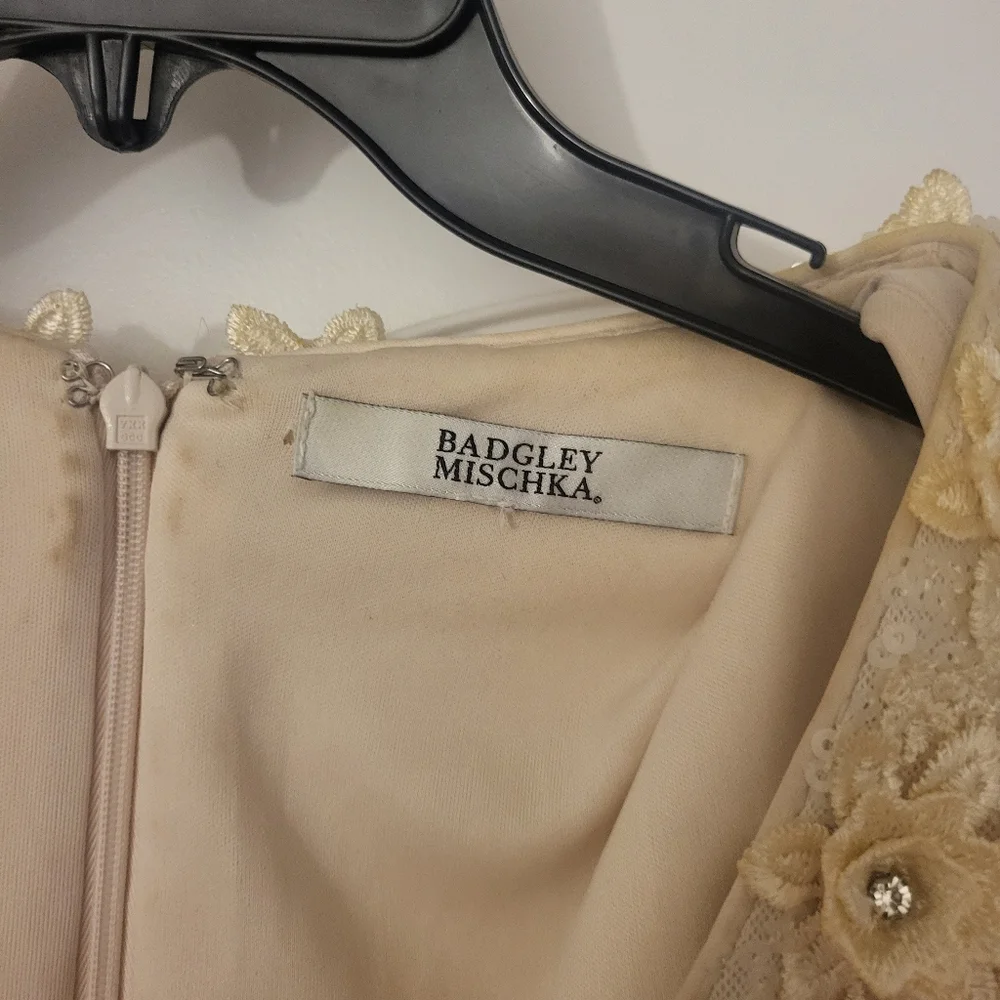 Dress - Picture 3 of 7